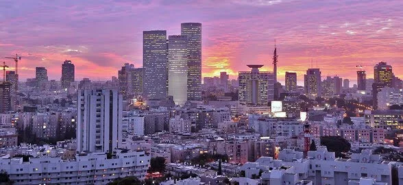 חשפניות בתל אביב